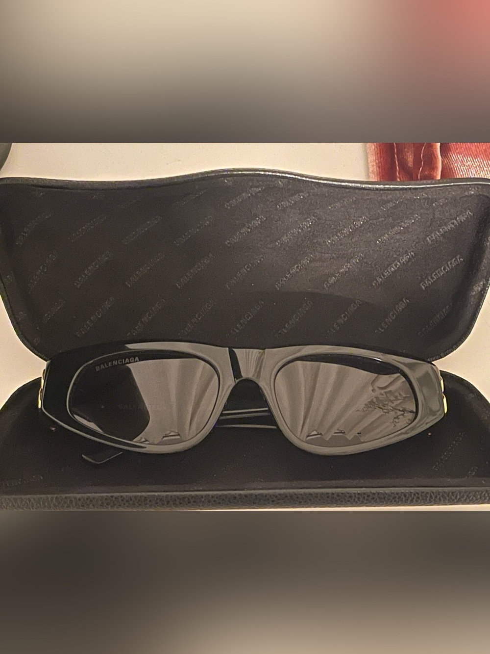 Balenciaga Black BB logo cat eye Sunglasses